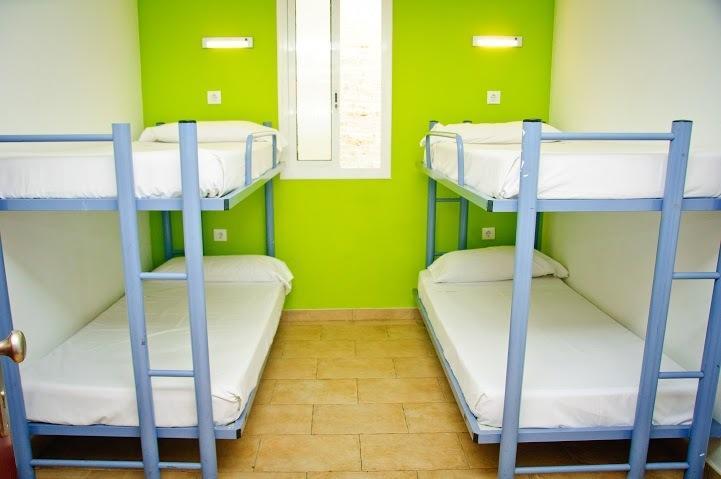 Center-Ramblas Guest House Барселона Екстериор снимка