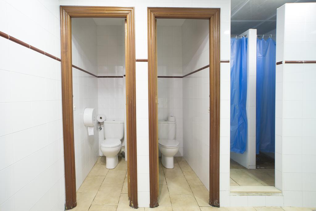 Center-Ramblas Guest House Барселона Екстериор снимка
